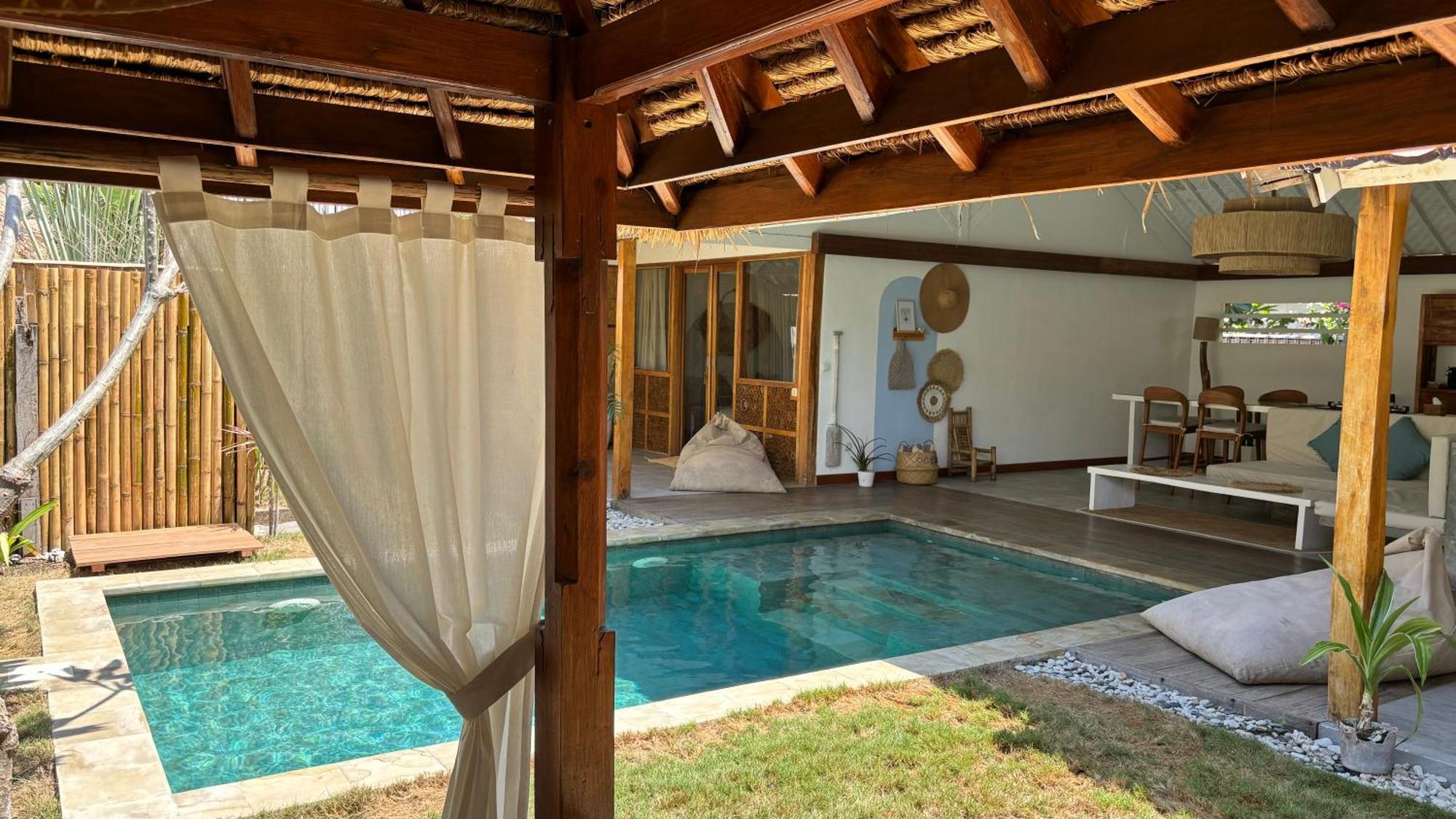 Villa Oceane Gili Islands Exterior photo